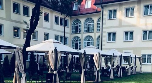 Hotel Holiday Park, Buchen Sie Hotel Bielany Warschau