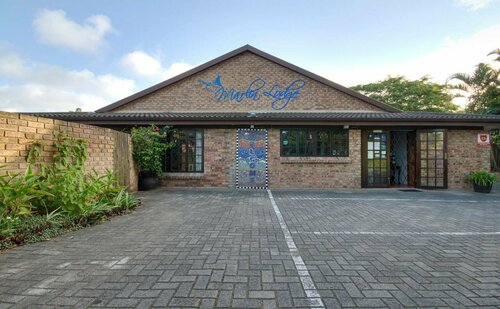 Marlin Lodge, Reservar Pousada (com pequeno-almoço) Hotéis em Maputaland com estacionamento, Estacionamento