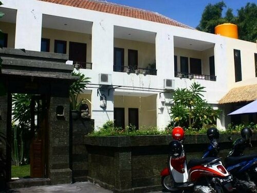 Grand Bimasena Hostel, Book Hostel / Vandrerhjem Hoteller i Badung med pool, Swimmingpool