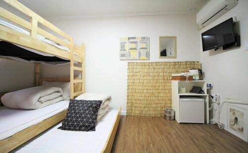 NJoy Guesthouse, Забронировать Отель Сеул Южная Корея