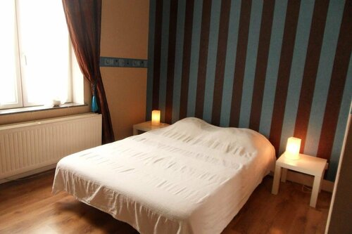 Villa-Valentine, Забронировать Отель Отели и гостиницы Намюра, рядом с Parking Leopold, Отель