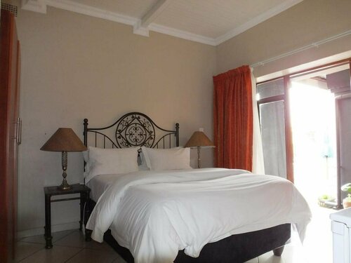 Jarramandie Guesthouse, Reservar Hotel Hotéis em Mpumalanga com Estacionamento, Estacionamento