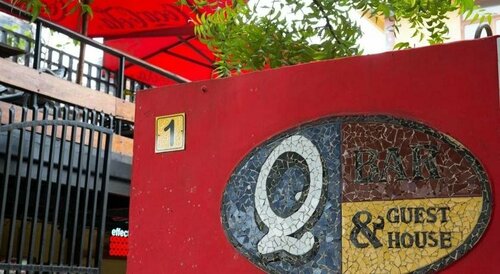 Q-Bar & Guesthouse, Buchen Sie Pension Oyster Bay Daressalam