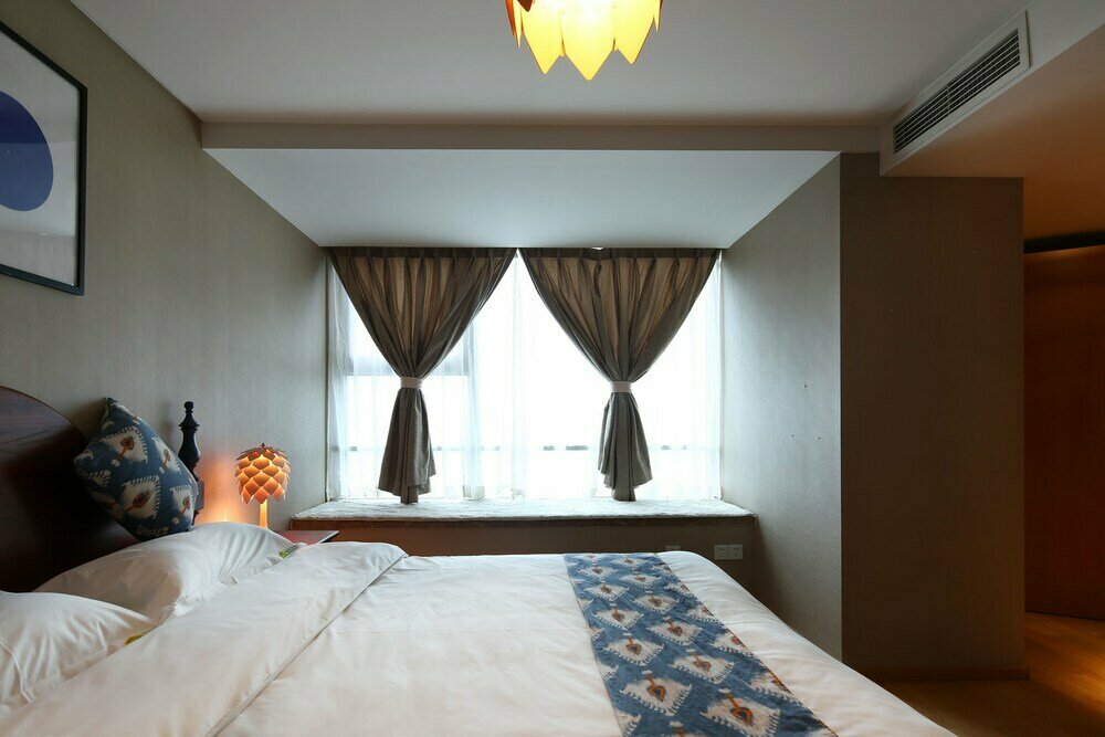 Chengdu Memory Space Apartment Taiguli Branch