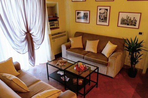 Palazzo Mari, Buchen Sie Bed & Breakfast San Gimignano Elsa-Tal