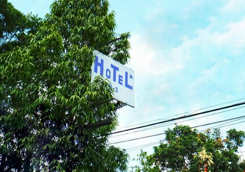 Hotel Bintang Mitra RedDoorz, Buchen Sie Hotel Blimbing Jawa Timur