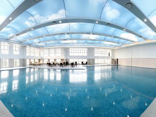 Wanfu International Hotel, Book Hotel Hoteller i Shaanxi med pool, Swimmingpool