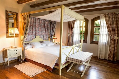 HOTEL & SPA El Castell de Ciutat, Забронировать Курортный отель Сео-де-Уржель L'Alt Urgell
