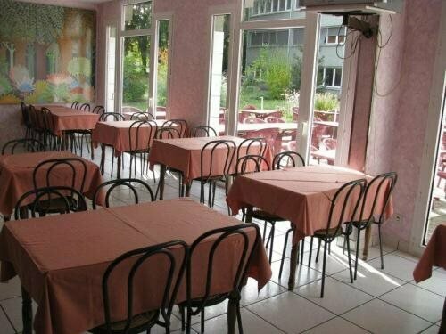 Belle Inn Hotel, Book Hotel Hoteller i Rhône-Alps med parkering, Parkering