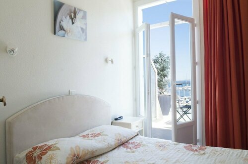 Hôtel Le Richiardi, Забронировать Отель Каркеран Var coast