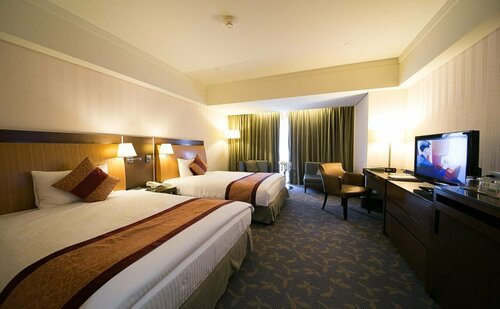 Evergreen Plaza Hotel - Tainan, Забронировать Отель East District Тайнань
