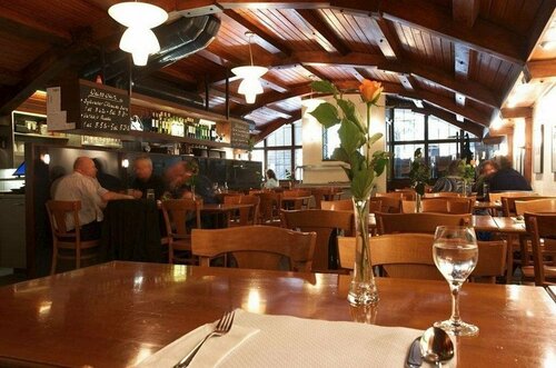 Goldener Schlüssel, Varaa Hotelli Hotellit Bern uima-altaalla, Uima-allas