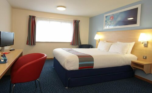 Travelodge Peterborough Eye Green, Забронировать Отель Отели Кембриджшир с парковкой, Парковка