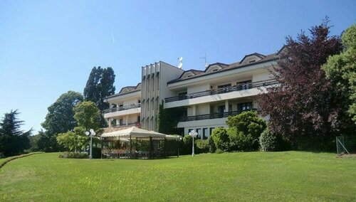 Hotel Bellavista, Забронировать Отель Отели Монтебеллуна 4 звезды, 4*
