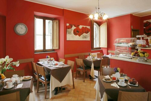 Hotel Properzio, Book Hotel Hoteller i Assisi med parkering, Parkering