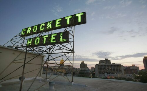 The Crockett Hotel, Забронировать Отель Отели Сан-Антонио с парковкой, рядом с Healy-Murphy Park, Парковка