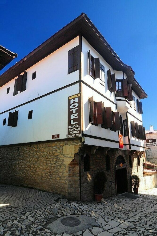 Kadıoğlu 4 Hotel
