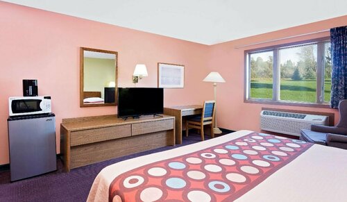 Super 8 by Wyndham Sturgeon Bay, Réserver Hôtel Hôtels SPA à Door County, SPA