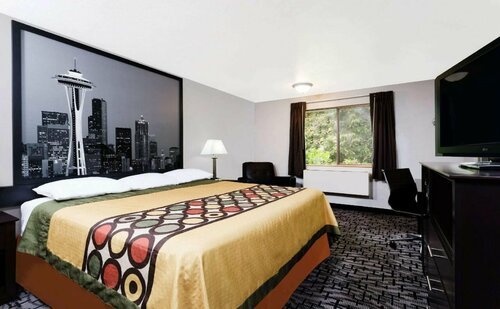 Super 8 by Wyndham Bremerton, Забронировать Мини-отель Бремертон штат Вашингтон