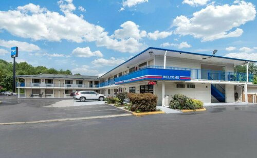 Motel 6 Winston - Salem, Забронировать Мотель Уинстон-Сейлем Северная Каролина, рядом с Forest Hills