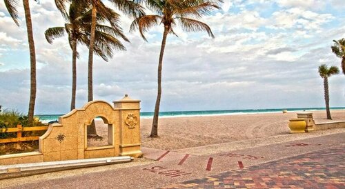 Hollywood Beach Tower, Book Lejlighedshotel Hoteller i Panhandle Florida med parkering, Parkering