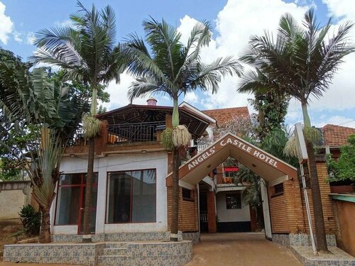 Angel's Castle Hotel, Rezerwuj Hotel Hotele w Kampala z Parkingiem, Parking