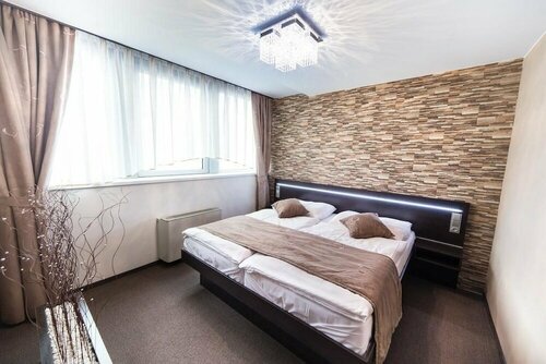 Interhotel Tatra, Book Hotel Koprivnice 