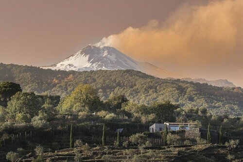 Monaci delle Terre Nere, Reserva ahora Agroturismo Zafferana Etnea Etna