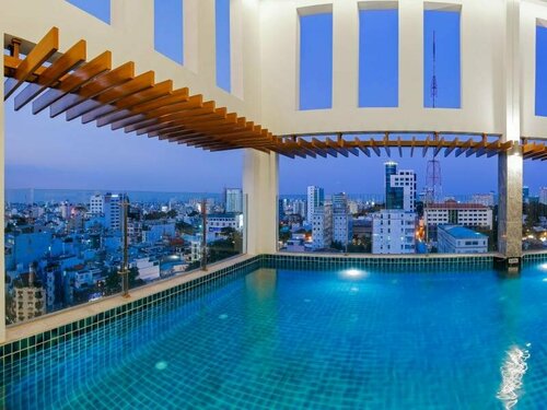 Muong Thanh Grand Saigon Centre Hotel, Забронировать Отель Район 1 Хошимин, рядом с Ben Thanh Street Food Market