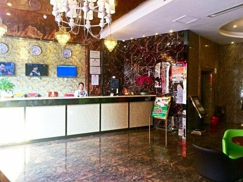 GreenTree Alliance Shenzhen Fuyong Metro Station Hotel, Buchen Sie Hotel Hotels in Guangdong mit Parkplatz, Parkplätze