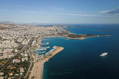 Kreoli Suites Glyfada, Забронировать Отель Глифада Афины, рядом с Пляж Глифада