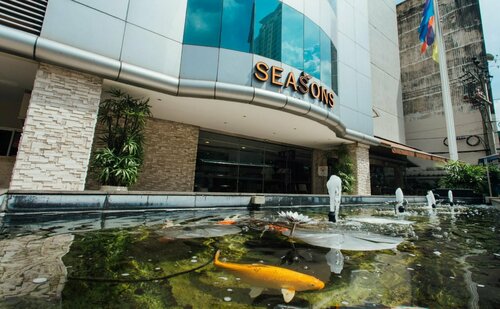 Seasons Siam Hotel, Забронировать Отель Отели Бангкока с парковкой, рядом с Театр Аксра, Парковка