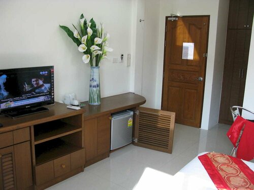Sabai Inn Patong Phuket, Забронировать Отель Патонг-Бич остров Пхукет