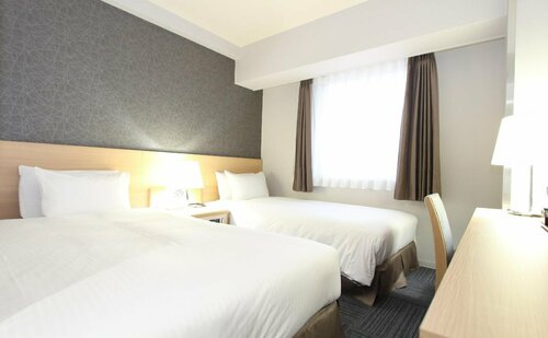 SureStay Plus Hotel by Best Western Shin-Osaka, Забронировать Отель Отели префектуры Осаки с парковкой, Парковка