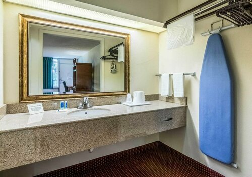 Quality Inn & Suites Lakeland, Varaa Hotelli Lakeland Lakeland - Winter Haven