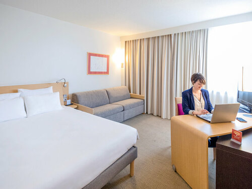 Novotel Grenoble Centre, Забронировать Отель Отели Grenoble Area с завтраком, Завтраки