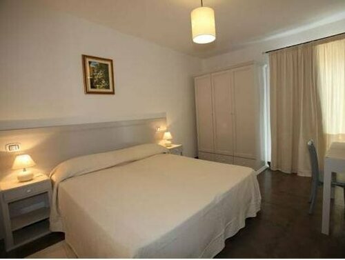 Albergo Residenziale La Corte, Забронировать Отель Отели Тортоли с парковкой, Парковка