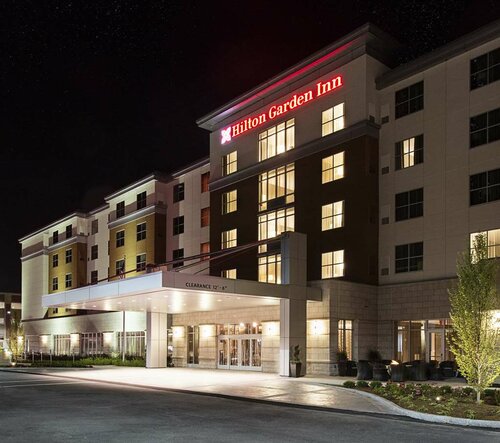 Hilton Garden Inn Rochester - University & Medical Center, Забронировать Отель Рочестер Finger Lakes