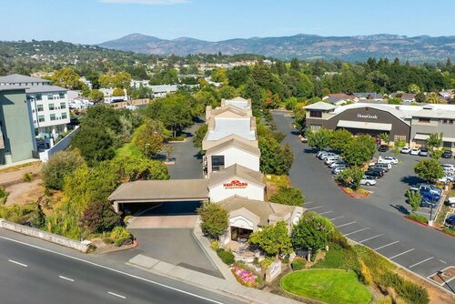Hawthorn Suites by Wyndham Napa Valley, Забронировать Отель Напа Винная долина Напа