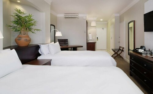 ANEW Hotel Centurion Pretoria, Забронировать Отель Zwartkop Центурион