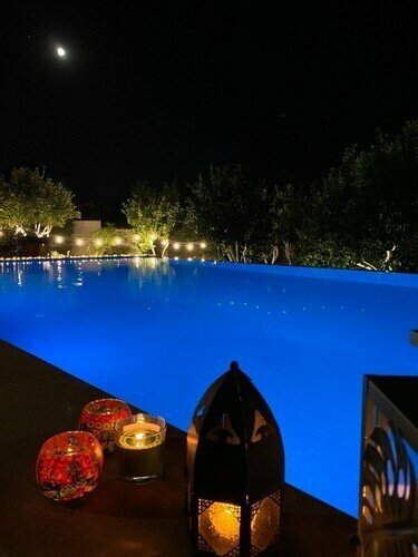 Mandarin Bed & Breakfast, Забронировать Отель Отели Побережья Даламана с парковкой, Парковка