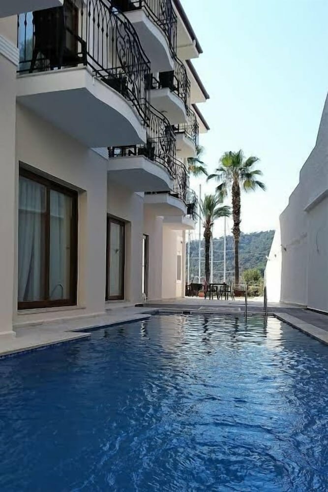 Cennet Life Hotel