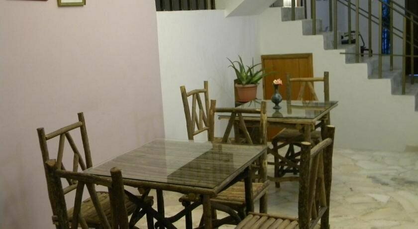 La Victoria Guest House