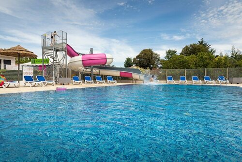 Camping La Prairie, Забронировать Кемпинг Отели Земель Луары с парковкой, Парковка