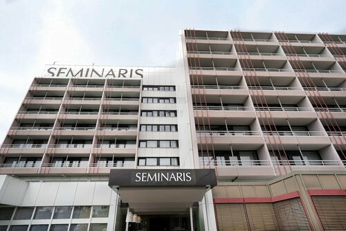 Seminaris Hotel Lüneburg, Забронировать Отель Отели Люнебург с завтраком, рядом с Немецкий музей соли, Завтраки