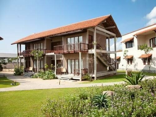 Uga Bay, Reservar Hotel Hotéis em Batticaloa District com piscina, Piscina