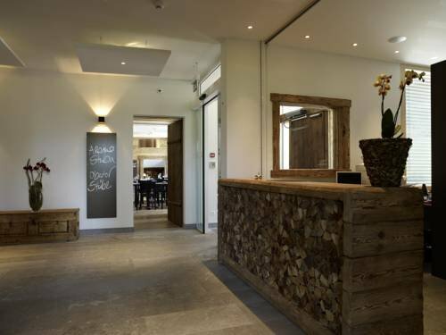 Hotel Alpina Parpan, Забронировать Отель Отели Mittelbunden 3 звезды, 3*