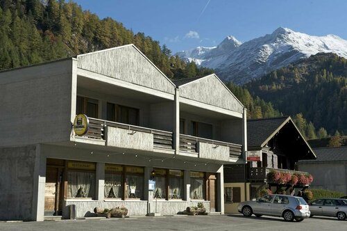 Auberge les Charmettes, Varaa Hostelli Hotellit Verbier - St.Bernard aamiaisella, Aamiainen