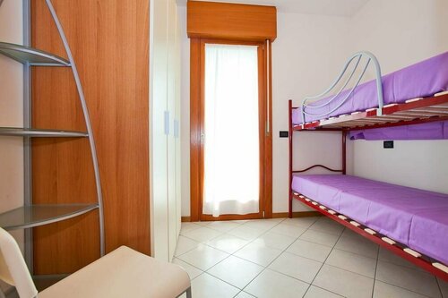 Condo-Hotel Roberta, Забронировать Отель Каорле Линьяно-Ривьера, рядом с Дискотека Don Pablo