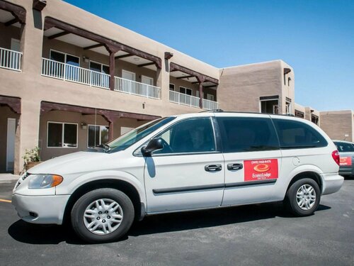 Econo Lodge Albuquerque Old Town, Забронировать Отель Альбукерке Нью-Мексико